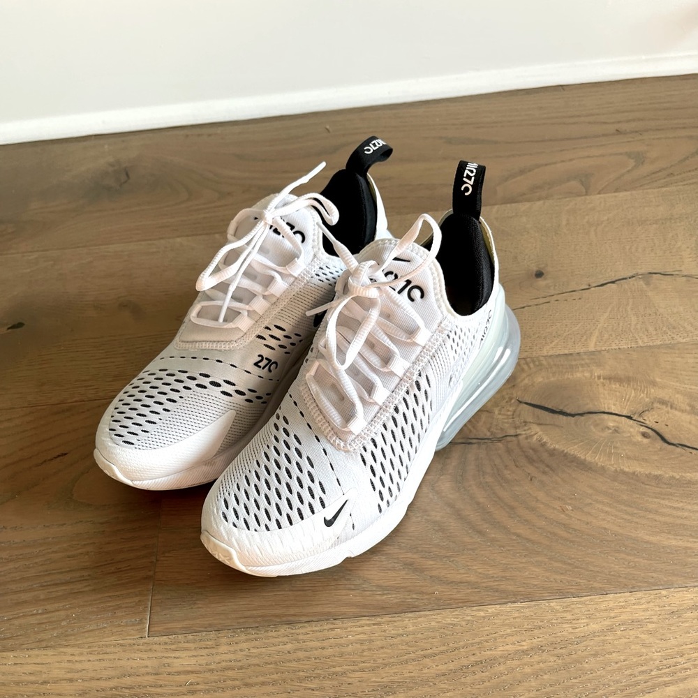 Nike 270s white